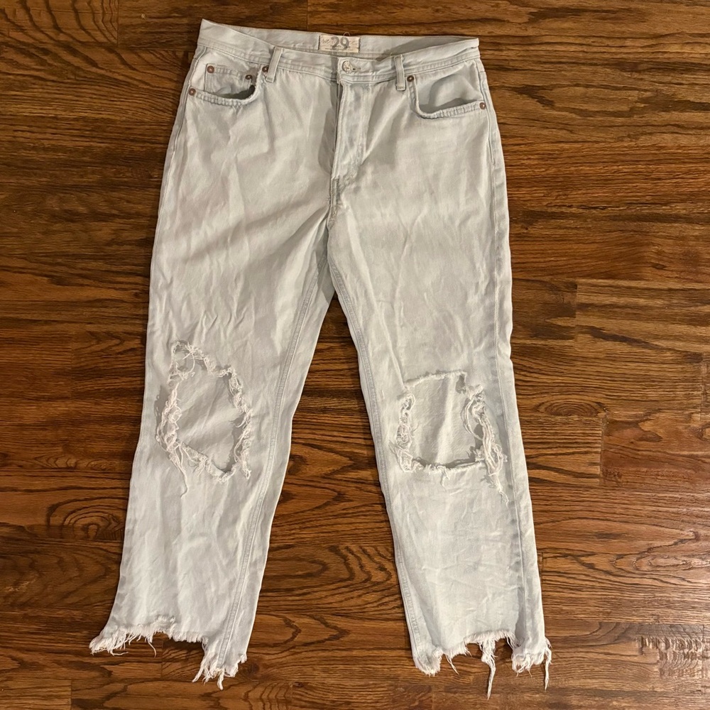 Free People We The Free Maggie Straight Cropped Jean Blue Light Wash Size 29 - Picture 2 of 8